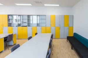 GYŐR - PROHÁSZKA OTTOKÁR ORSOLYITA GIMNÁZIUM, ÁLTALÁNOS ISKOLA ÉS ÓVODA